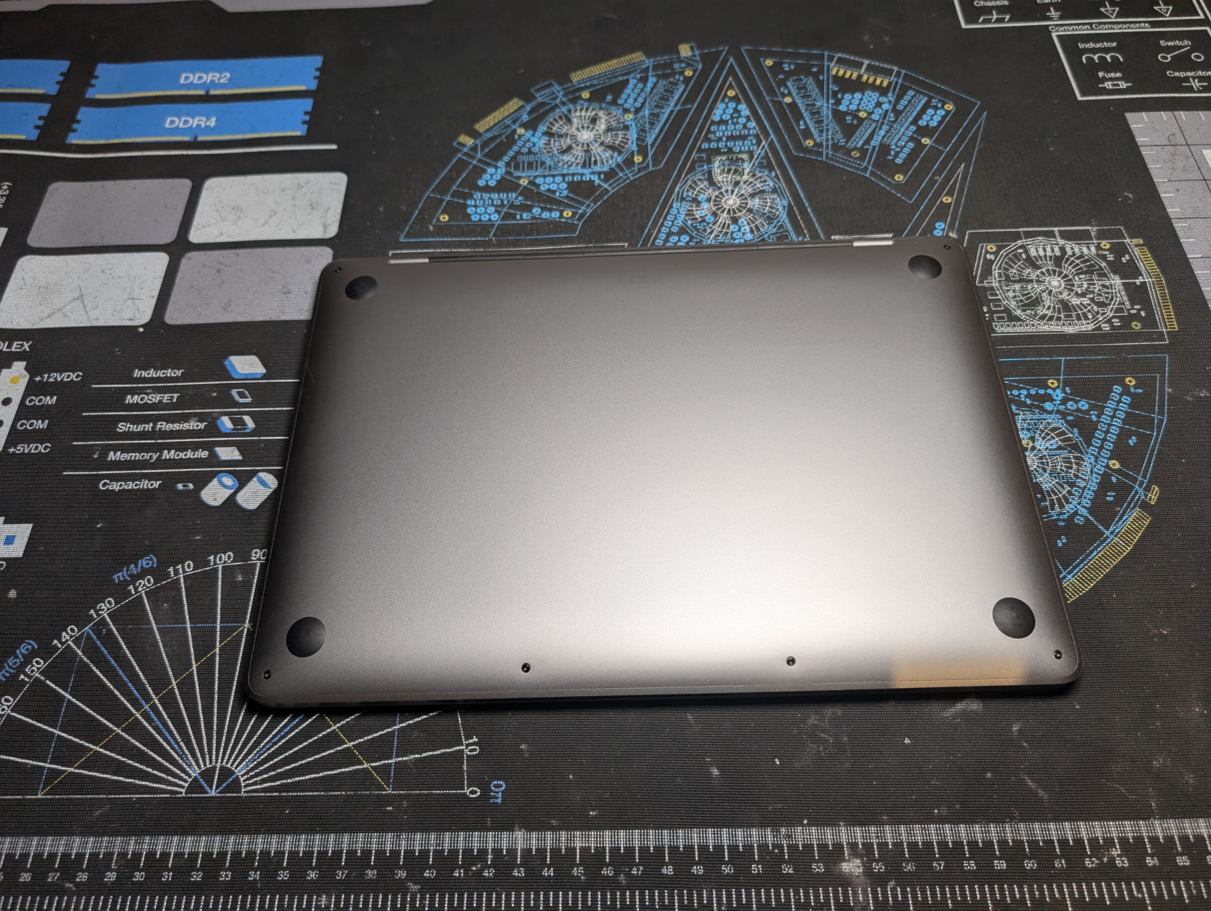 MacBook Pro takakasi