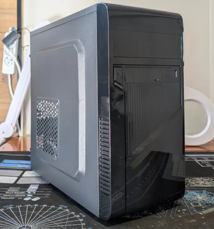 Käytetty pelikannettava myytävänä - Ryzen 9 5900HS - NVIDIA RTX 3080 Mobile