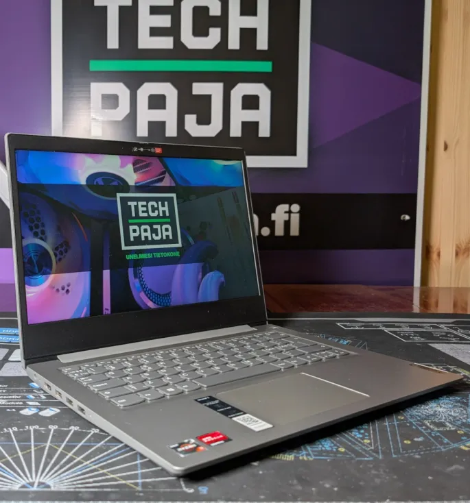 Käytetty Apple Macbook Pro M1 (2020)